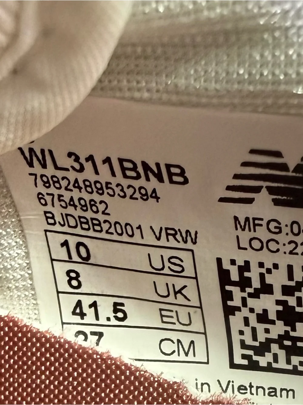 New Balance 311 Women’s Cream Pink Sneakers Shoe Size- 11